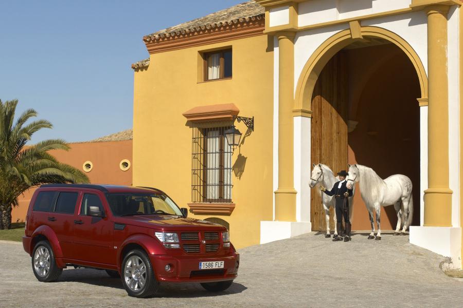  Dodge Nitro 2007 года  (фото 33 из 152)